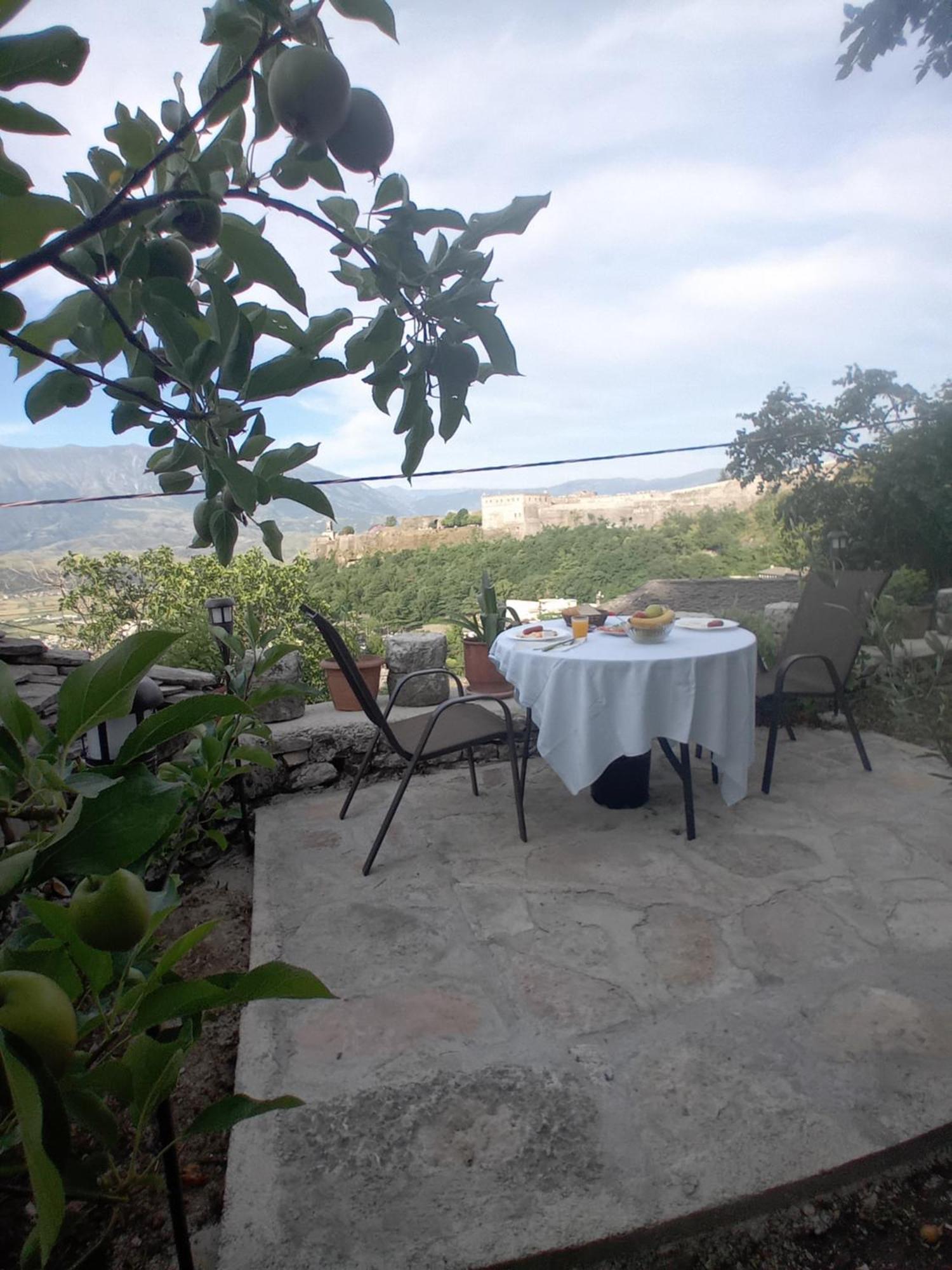 Arpet Guesthouse Αργυρόκαστρο Εξωτερικό φωτογραφία
