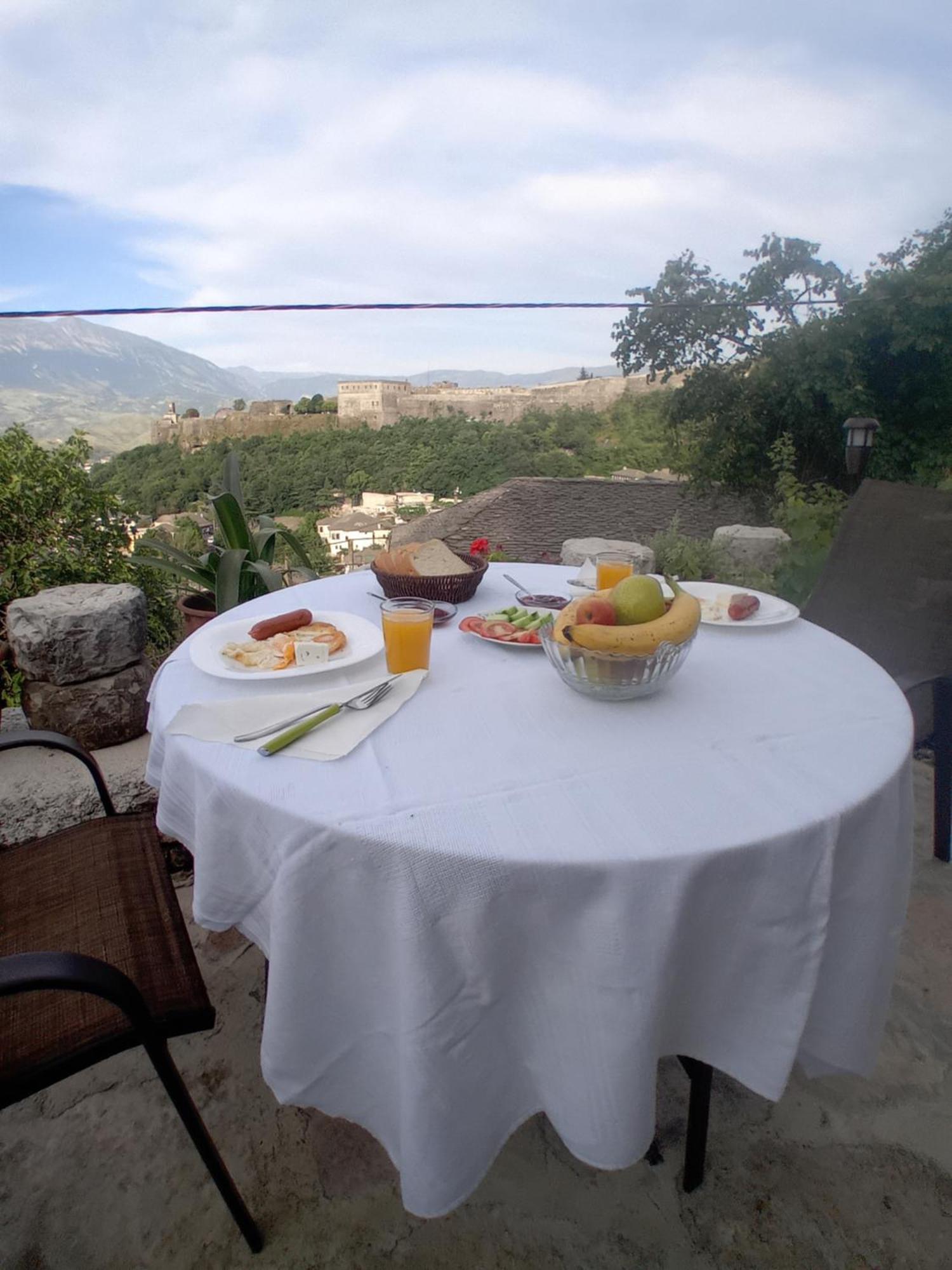 Arpet Guesthouse Αργυρόκαστρο Εξωτερικό φωτογραφία
