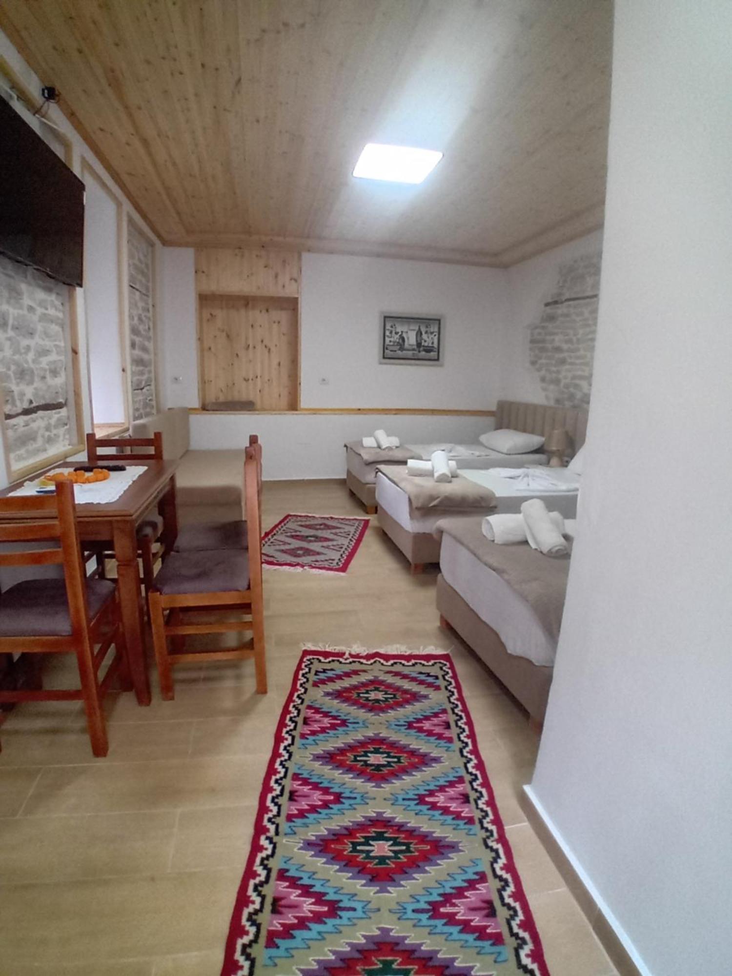 Arpet Guesthouse Αργυρόκαστρο Εξωτερικό φωτογραφία