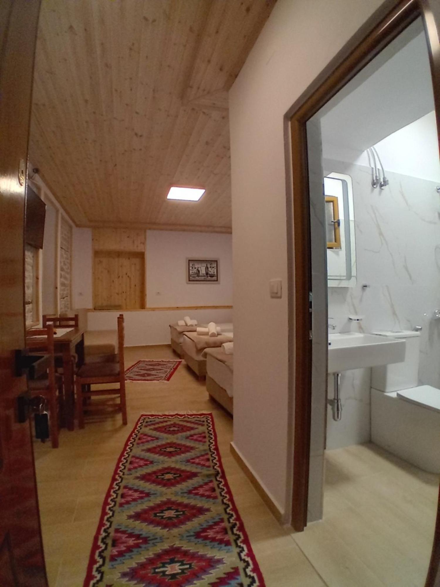 Arpet Guesthouse Αργυρόκαστρο Εξωτερικό φωτογραφία
